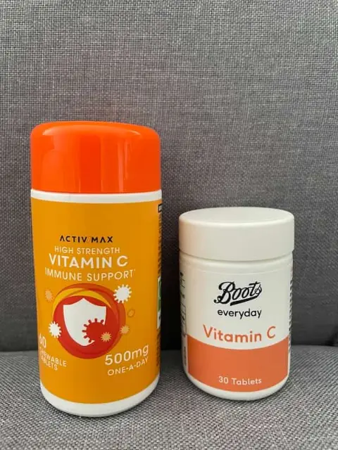 BootsとAldiのビタミンCサプリ